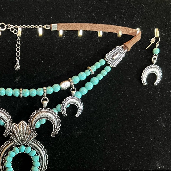 Southwest Style Necklace and Earrings Set - Picture 2 of 2